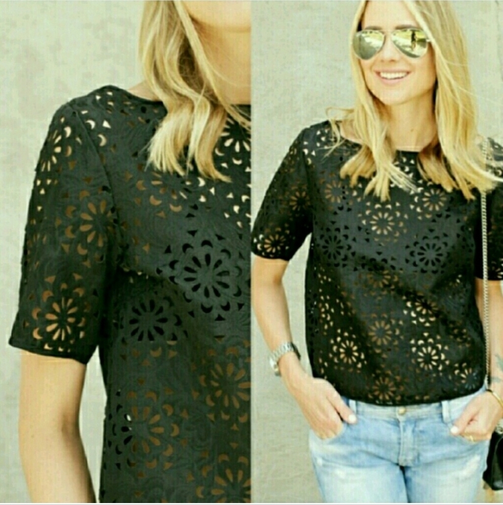 Banana Republic Laser Cut Crop EUC Size Small
